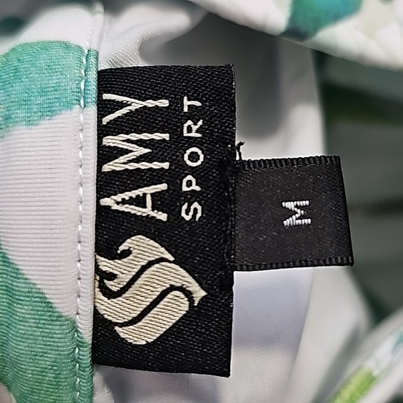 Amy sport golf shirt for women. Size medium. Long sleeves. Henley style … - Picture 9 of 12